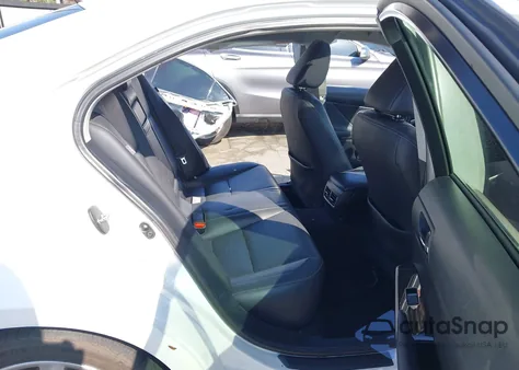 2016 Lexus Is 200T z USA, uszkodzony, nr VIN JTHBA1D21G5033205